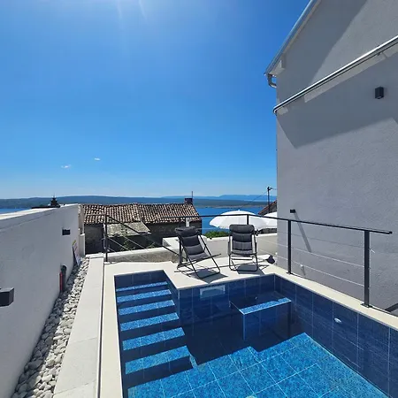 Lokvica House With Pool Dramalj