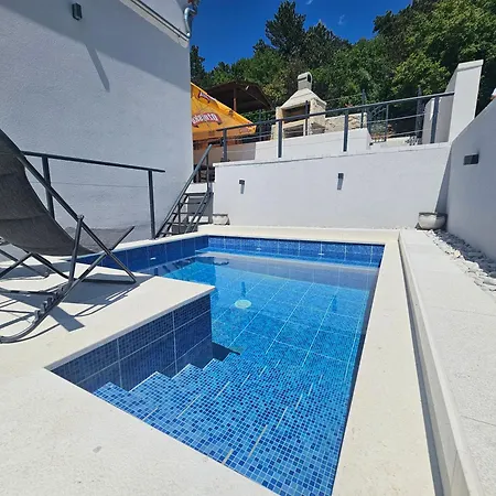 Lokvica House With Pool Nyaraló
