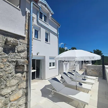 Nyaraló Lokvica House With Pool Dramalj