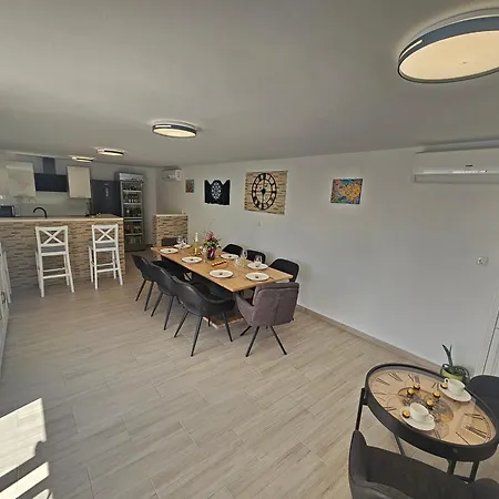Nyaraló Lokvica House With Pool Dramalj